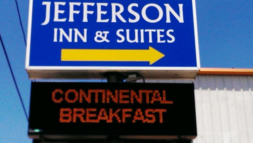 Jefferson Inn And Suites ภายนอก รูปภาพ